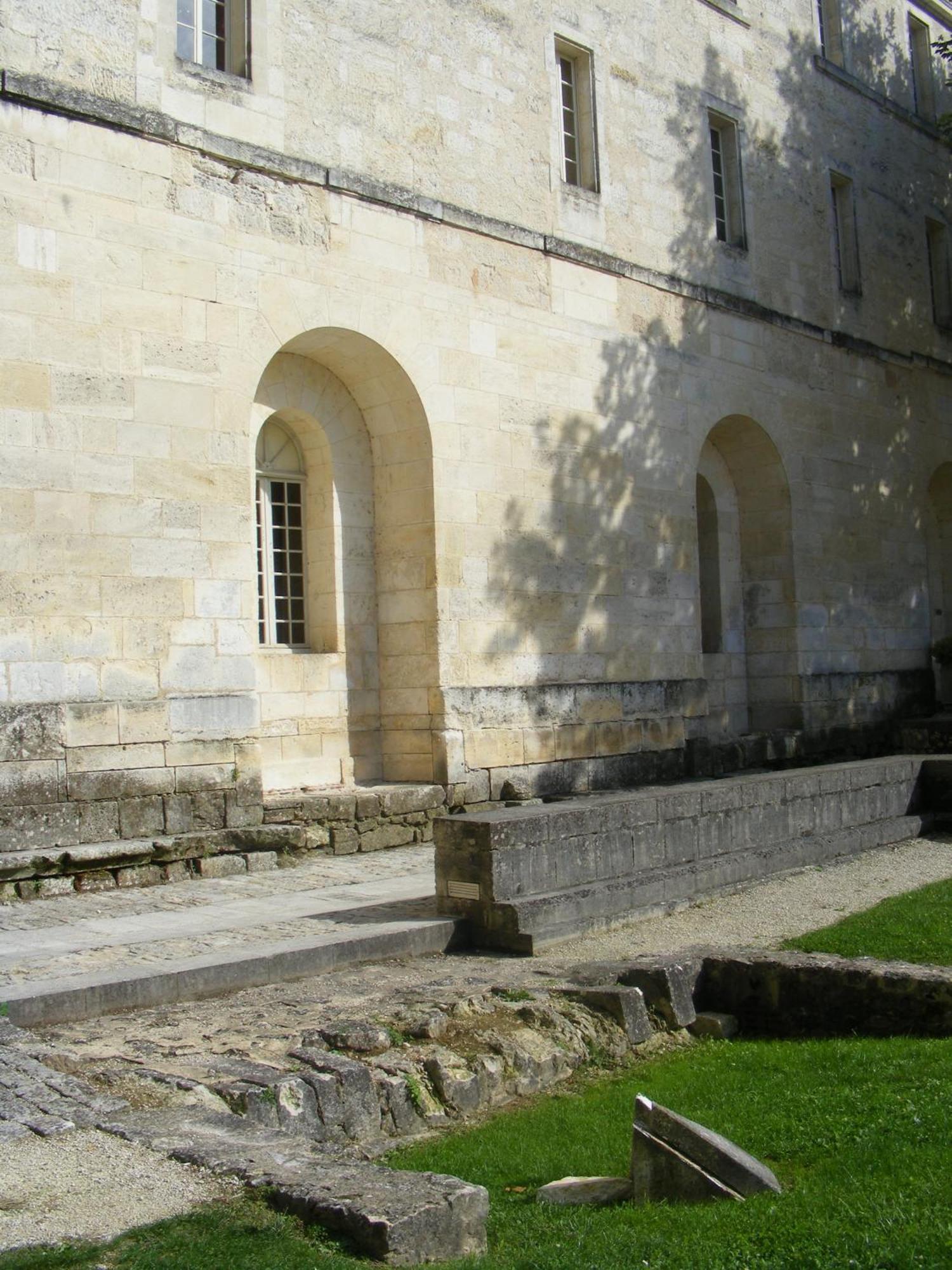 Les Chambres De L'Abbaye Saintes Exterior foto
