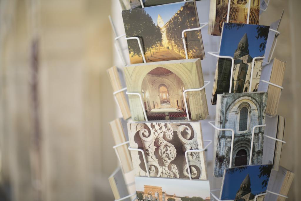 Les Chambres De L'Abbaye Saintes Exterior foto