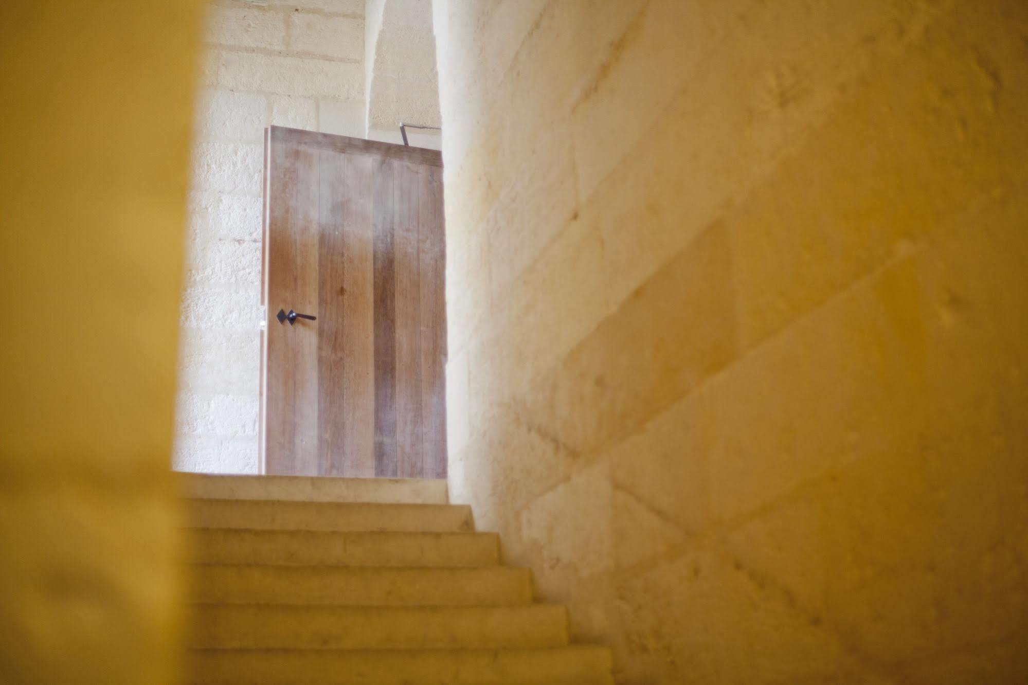 Les Chambres De L'Abbaye Saintes Exterior foto
