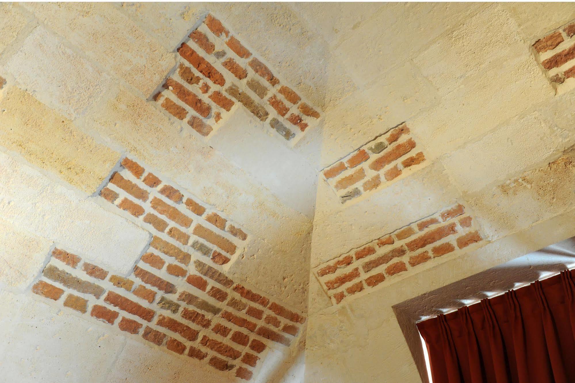 Les Chambres De L'Abbaye Saintes Exterior foto