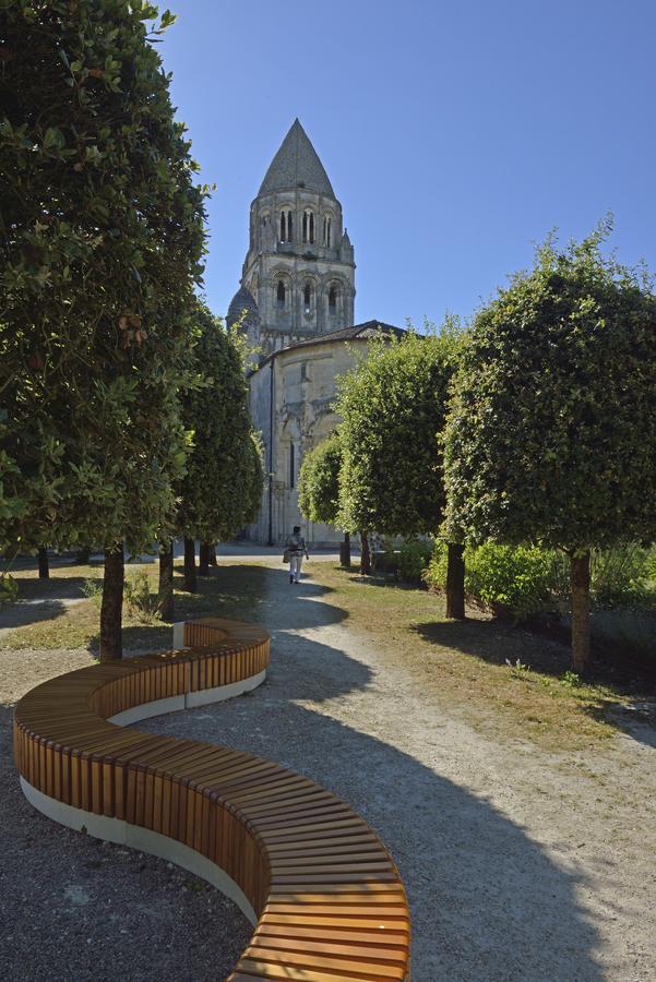 Les Chambres De L'Abbaye Saintes Exterior foto